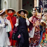La fête des fous : traditions médiévales encore vivantes aujourd’hui